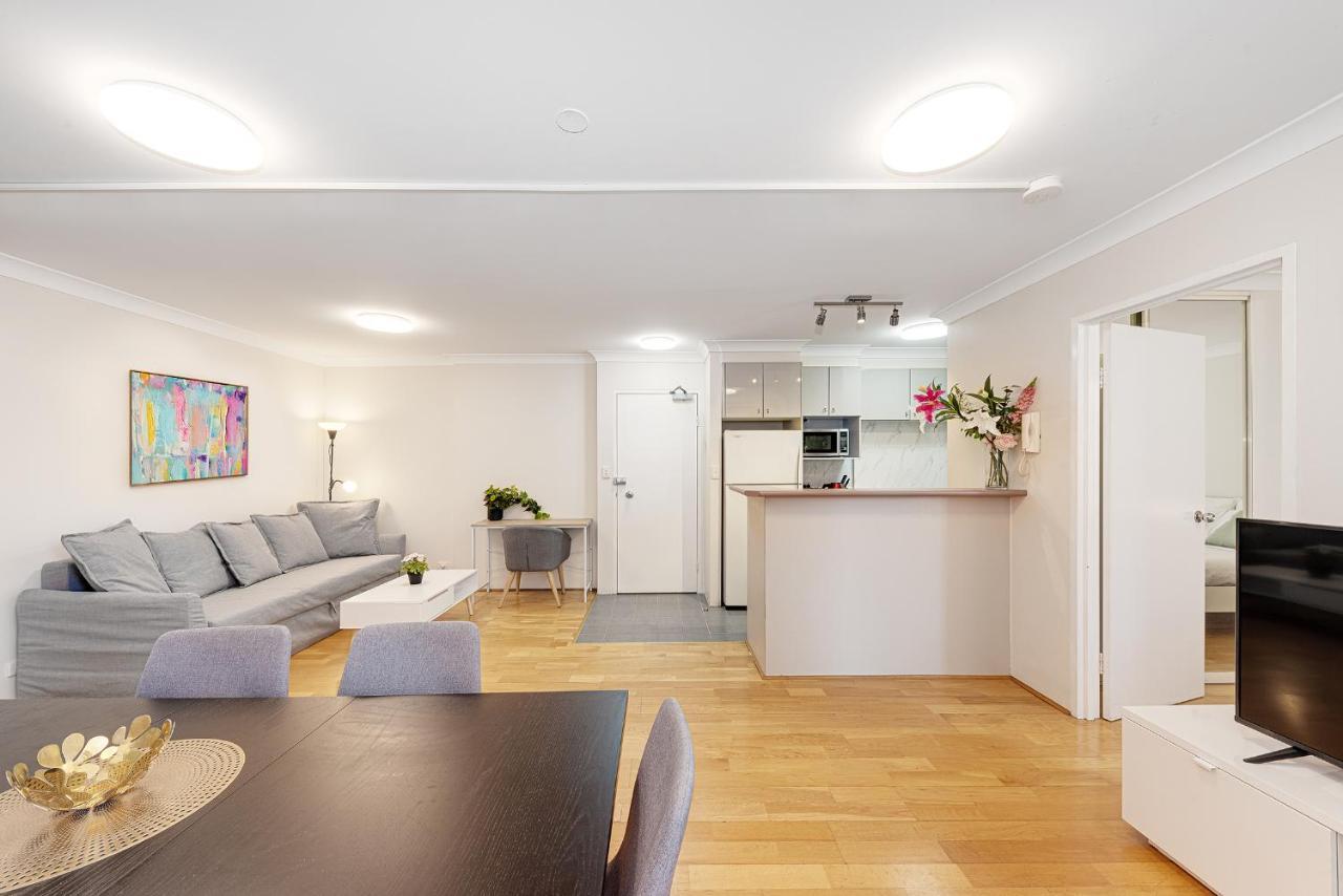 Spacious & Cosy 2 Bedroom Apartment In Darling Harbour シドニー エクステリア 写真